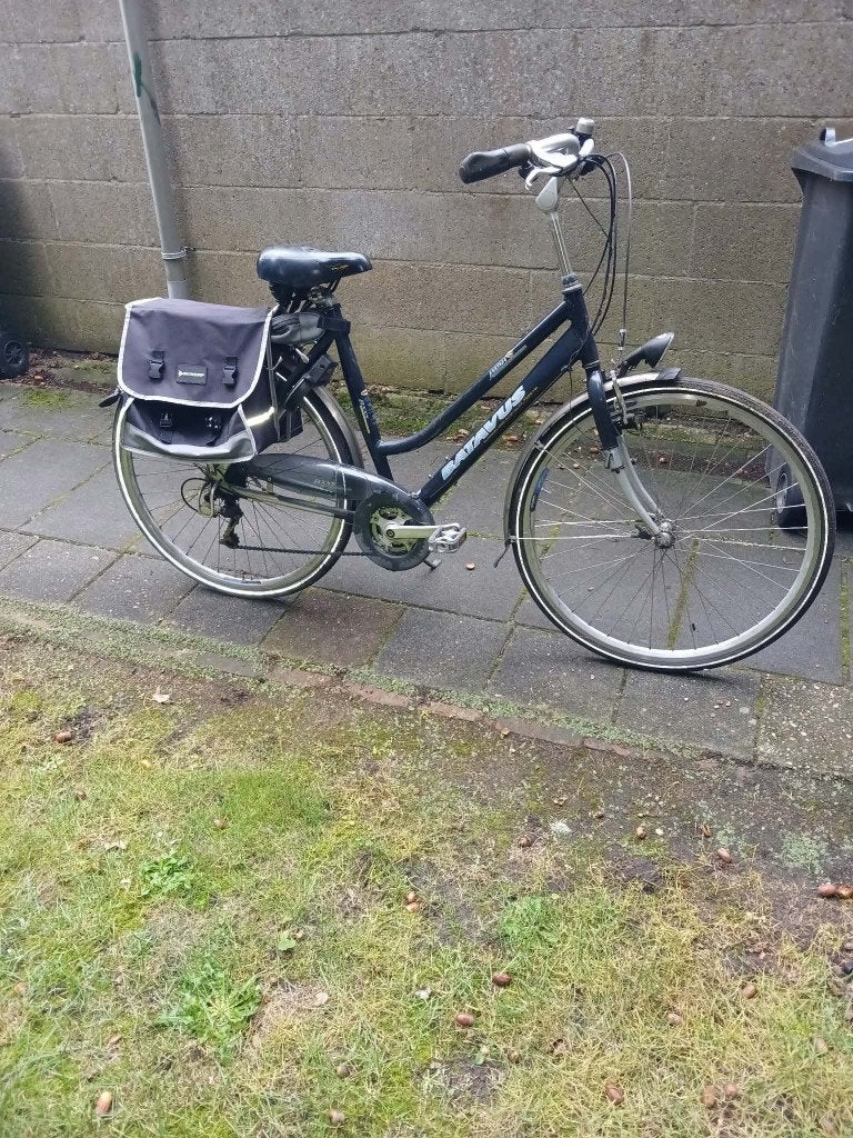 3 damesfiets 2 oma en een gewone 28inch, Versnellingen, Ophalen, Overige merken, 53 tot 56 cm