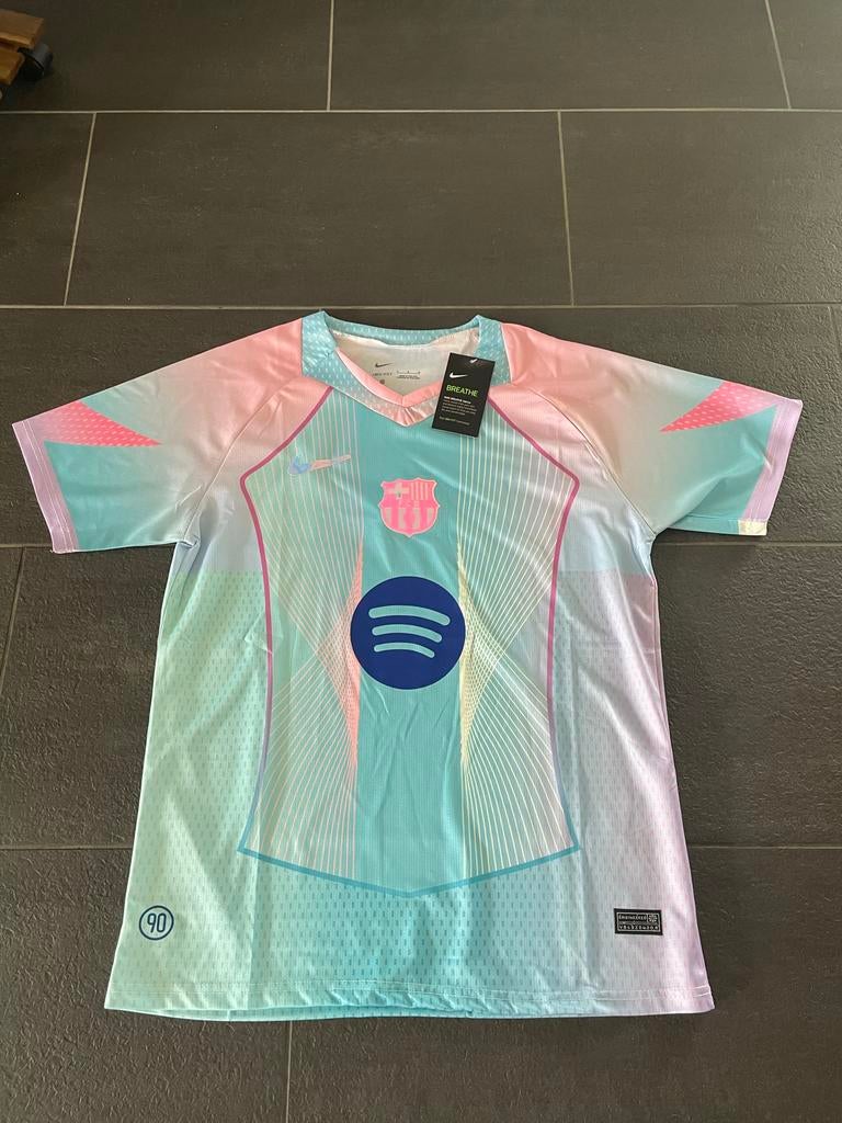 Barcelona shirt maat M, Maat 48/50 (M), Nieuw, Ophalen of Verzenden, Roze