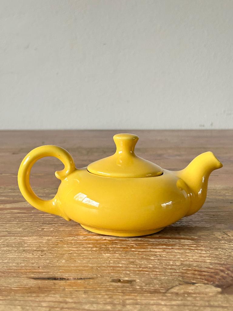 Koffiepot / theepot - keramiek - geel, Antiek en Kunst, Antiek | Keramiek en Aardewerk, Ophalen of Verzenden
