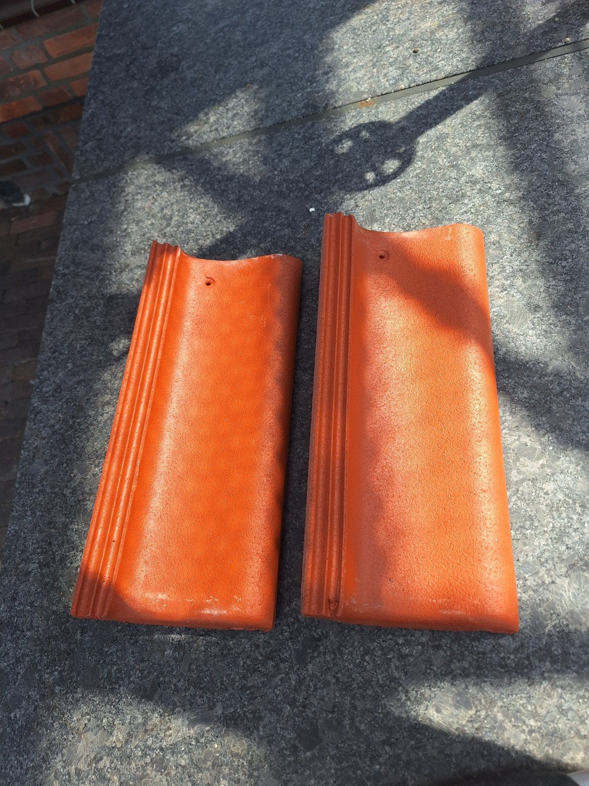 Nelskamp halve dakpannen - circa 50-60 stuks, Doe-het-zelf en Verbouw, Dakpannen en Dakbedekking, Ophalen, Steen of Klei, Minder dan 5 m²