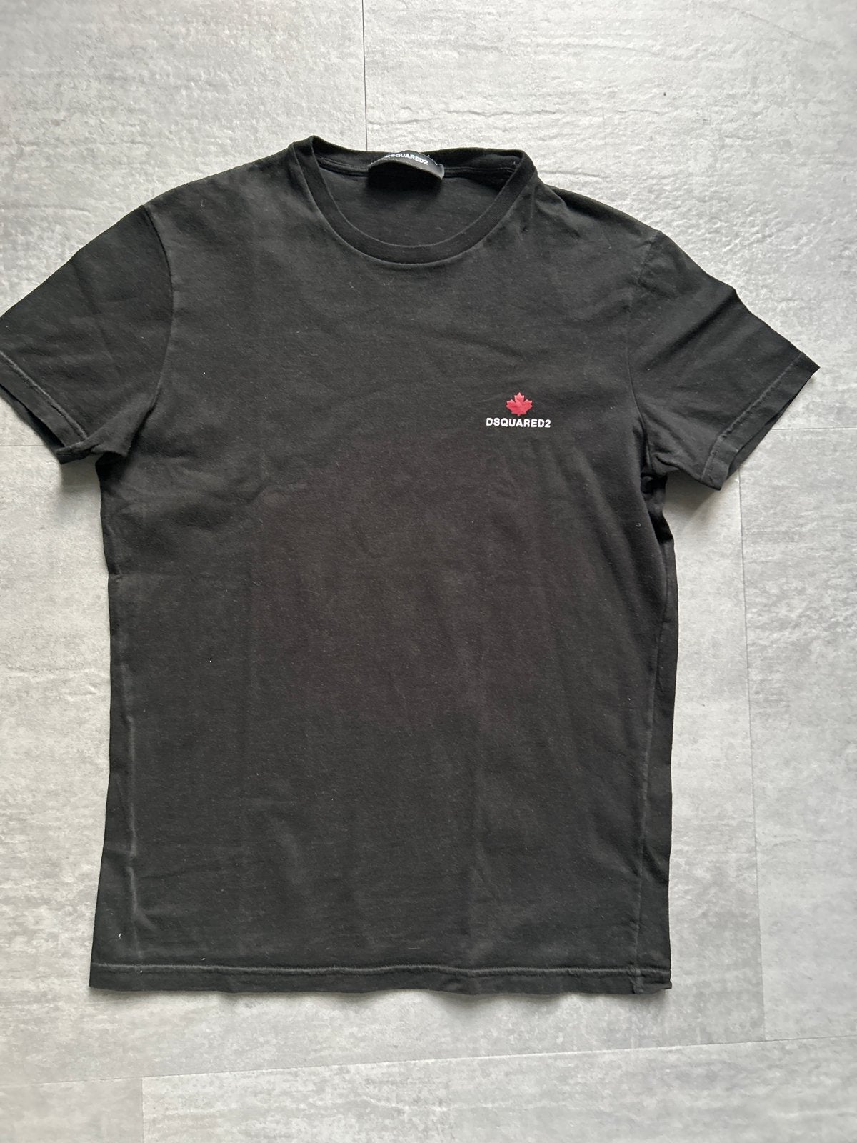 Mooi zwart T-shirt maat 176 (kindermaat S) Dsquared2, Ophalen of Verzenden, Gebruikt, Jongen of Meisje, Shirt of Longsleeve