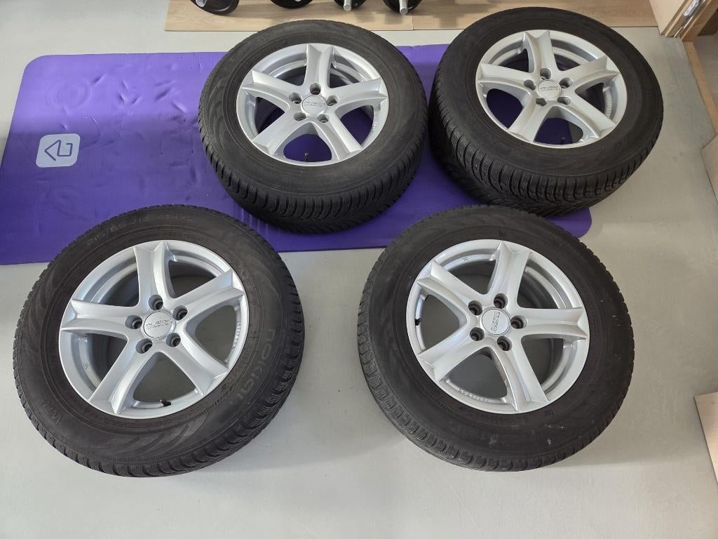 Winterbanden - ANZIO velgen - 215/65 R16 - Mitsubishi ASX, Auto-onderdelen, Banden en Velgen, Ophalen, 215 mm, 16 inch, Banden en Velgen