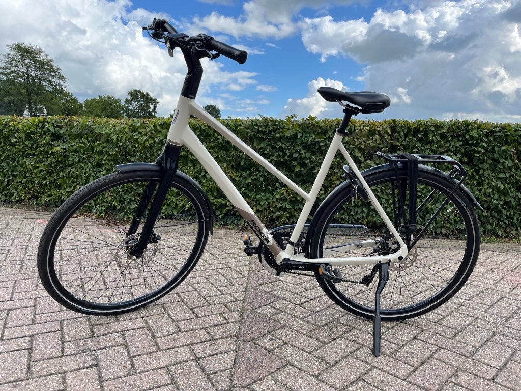 Koga F3 7.0 Ivory High Gloss 2023, Fietsen en Brommers, Versnellingen, 56 cm of meer, Zo goed als nieuw, Schijfrem