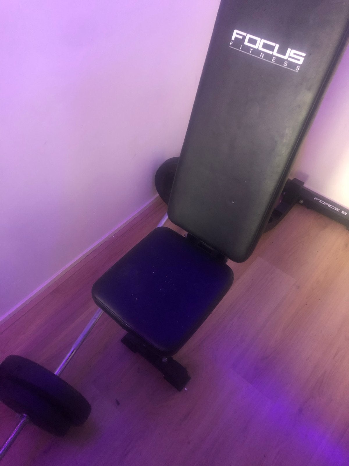 Fitnessbank met halterstang en gewichten, Ophalen, Gebruikt, Armen, Fitnessbank