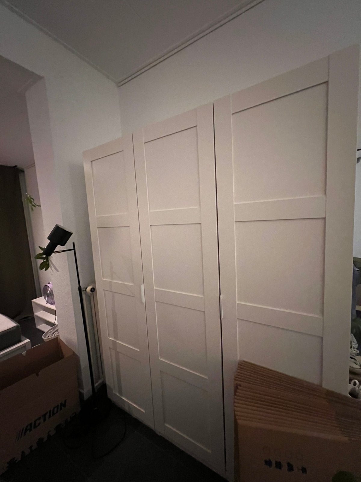 Kledingkast, Ophalen, Met deur(en), 100 tot 150 cm, Zo goed als nieuw