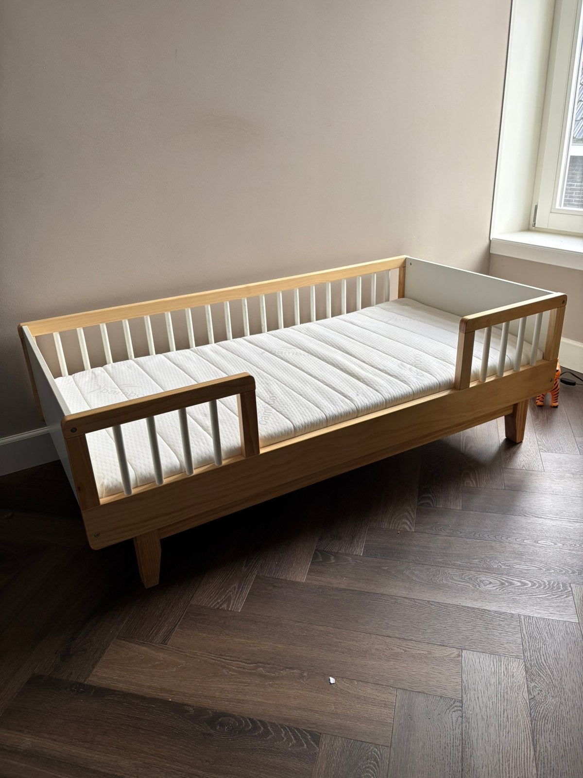 Petit Amélie peuterbed Cerise 140x70 met matras, Kinderen en Baby's, Ophalen, 70 tot 85 cm, 140 tot 160 cm, Zo goed als nieuw