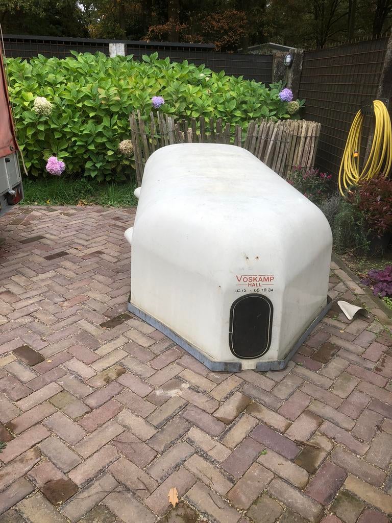 Polyester kap voor diverse doeleinden, Ophalen