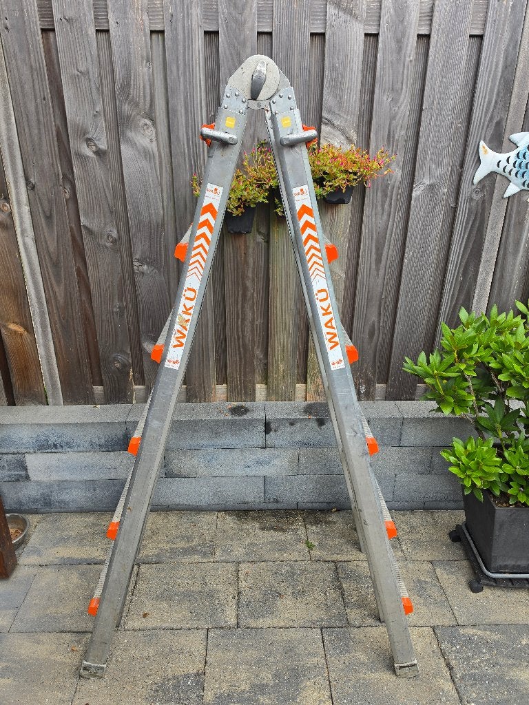 Wakü Multifunctionele/telescopische vouwladder 4 x 6 sporten, Ophalen, Gebruikt, Opvouwbaar of Inschuifbaar, 4 meter of meer