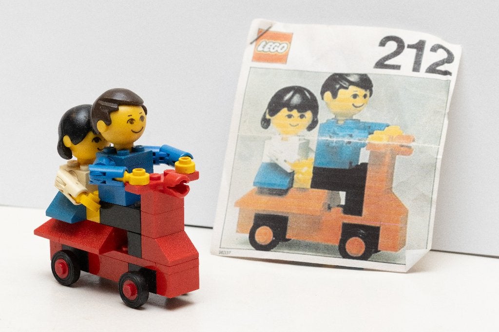 LEGO 212 -2 Vintage: Set with People: Traffic: Scooter, Ophalen of Verzenden, Gebruikt, Lego