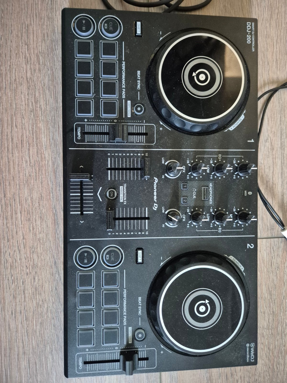 Pioneer DDJ-200 DJ Controller met kabels - Zo goed als nieuw, Ophalen of Verzenden