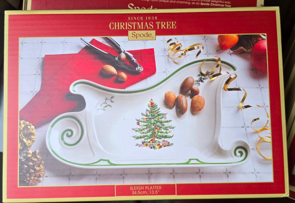 Spode Christmas Tree.  Serveer schaal. Arreslee, Slee., Ophalen of Verzenden