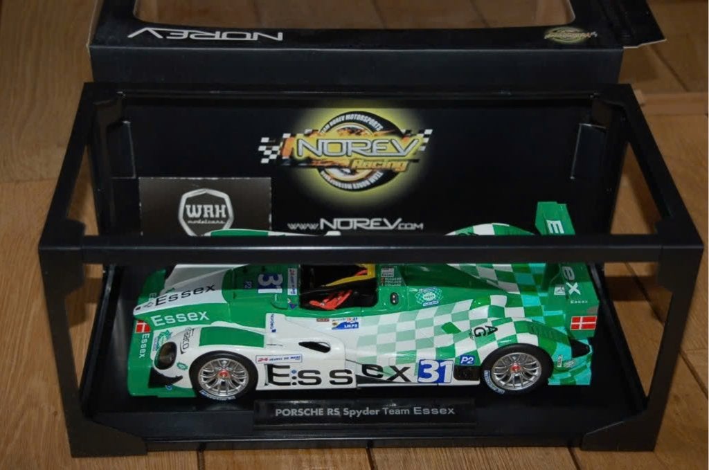 1:18 PORSCHE RS SPYDER ESSEX #31 Norev in doos WRH, Hobby en Vrije tijd, Modelauto's | 1:18, Verzenden, Zo goed als nieuw, Auto