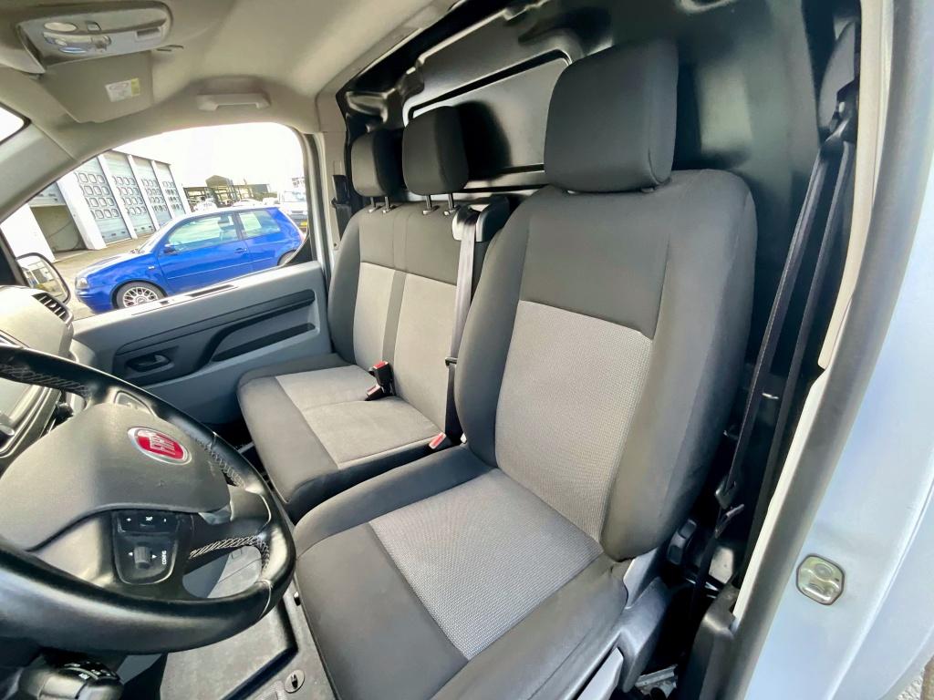 Fiat Scudo 1.5 MultiJet L2H1 360 Camera Carplay Cruise 3-zit, Stof, Gebruikt, Euro 6, 4 cilinders