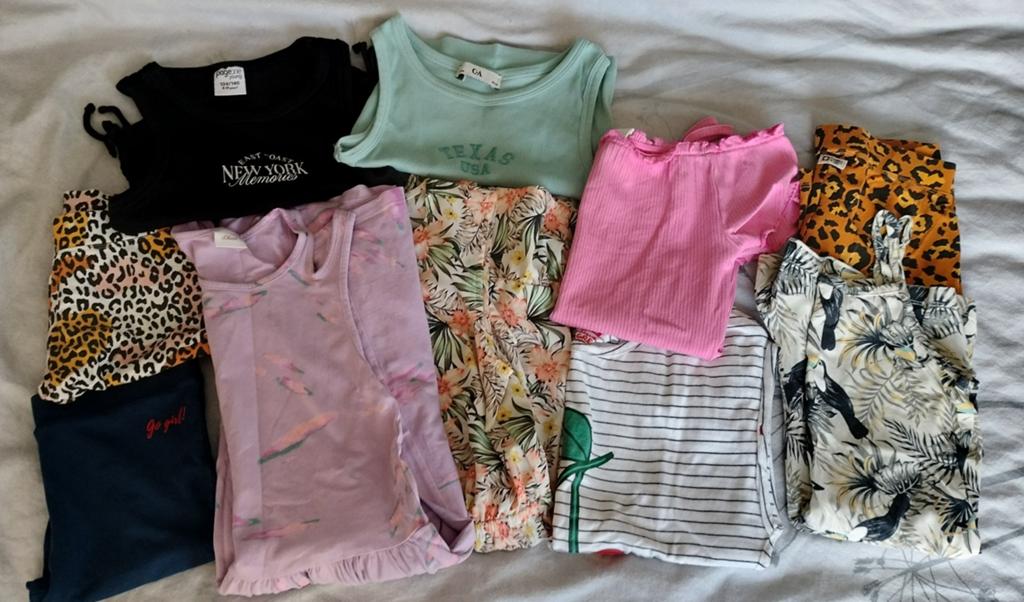 Pakket meisjes zomer kleding circa maat 134, Ophalen, Gebruikt, Meisje