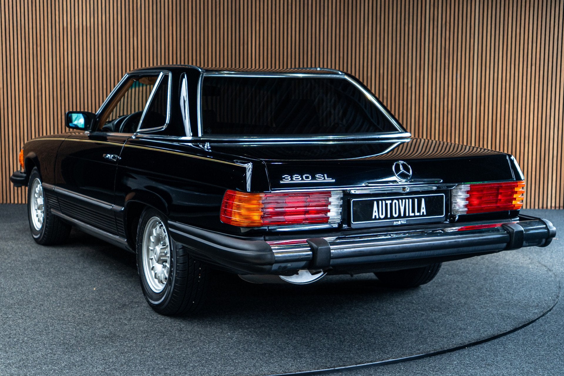Mercedes-Benz SL-Klasse 380 SL Aut. Hardtop Beige leer Airco, Auto's, Achterwielaandrijving, Beige, Cabriolet, Zwart