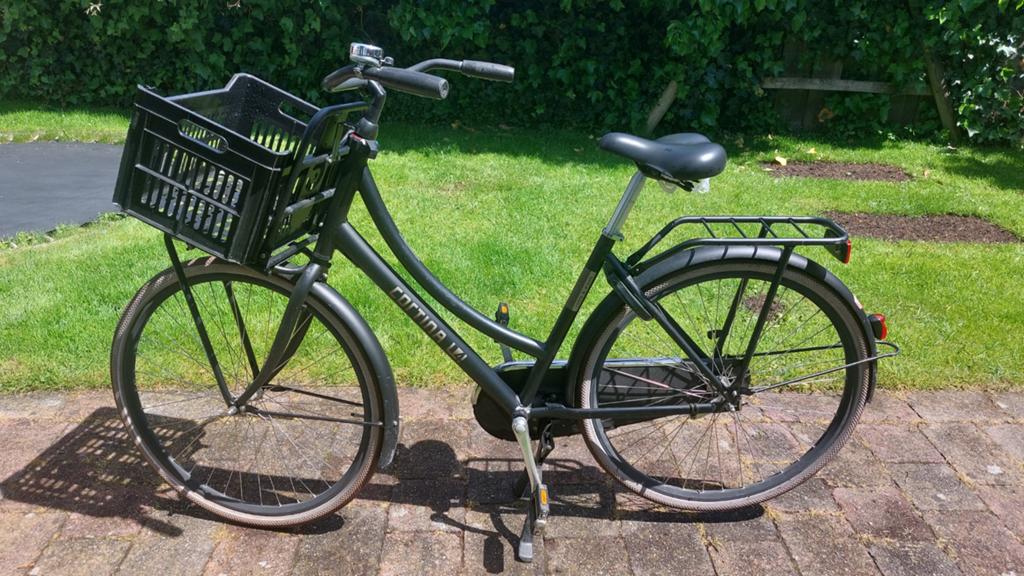 Cortina fiets met voordrager met krat - Zwart, Terugtraprem, Gebruikt, 50 tot 53 cm, Ophalen