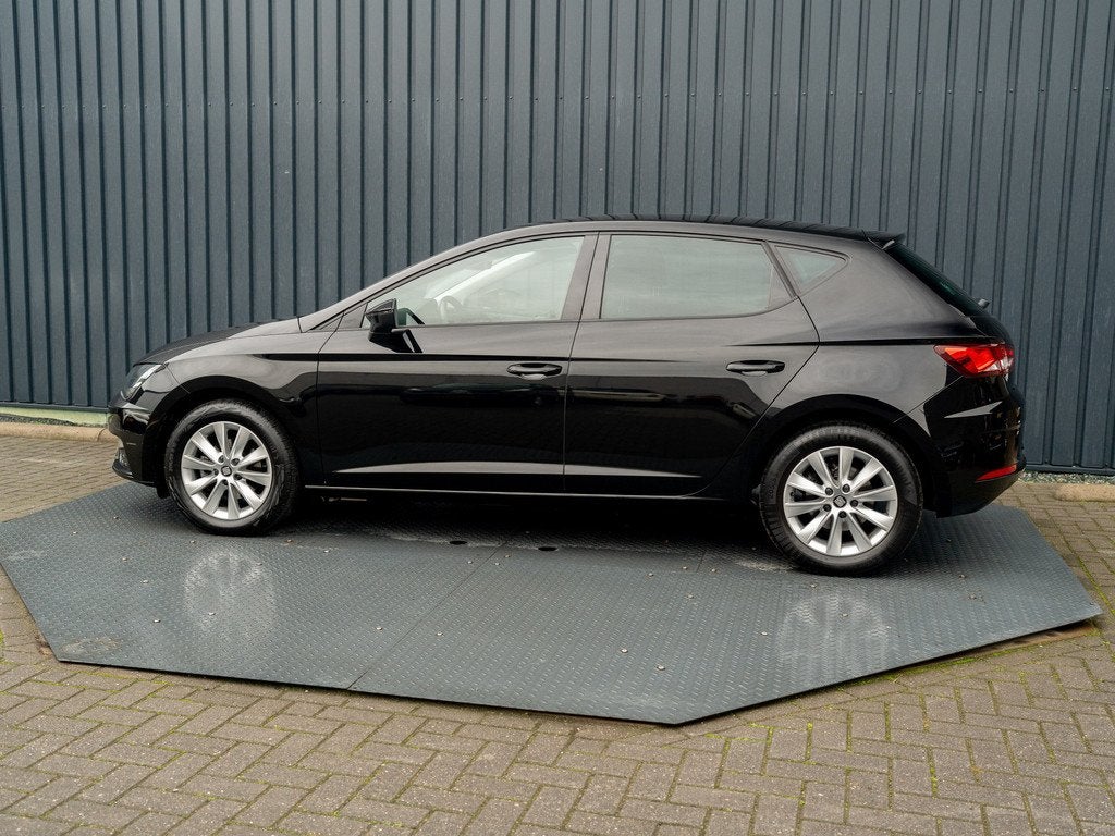 SEAT Leon 1.0 TSI Style Ultimate Edition | Camera | Keyless, 12 maanden, Stof, Leon, 116 pk