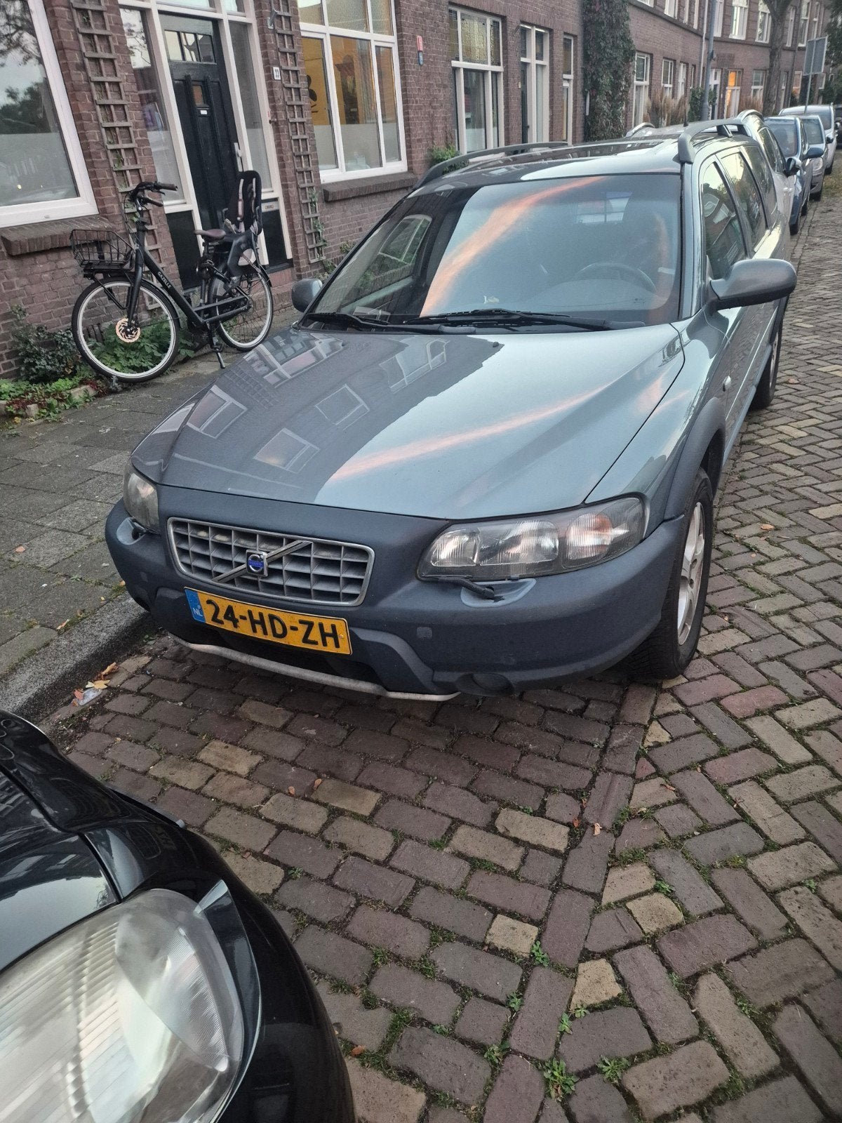 Volvo V70 2.4 T XC 4WD AUT 2001 Groen, Auto's, Automaat, 1800 kg, 1657 kg, Stationwagon