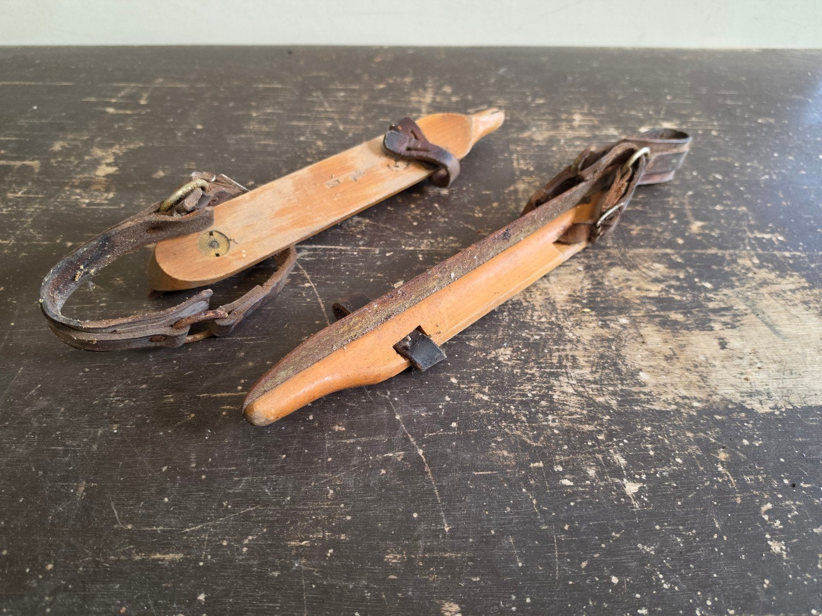 Antieke houten schaatsen Friese doorlopers, Ophalen of Verzenden