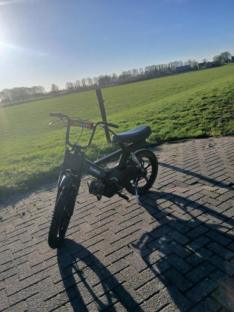 Tomos brommer - Goed onderhouden, Ophalen of Verzenden, Gebruikt, Maximaal 45 km/u, Overige modellen