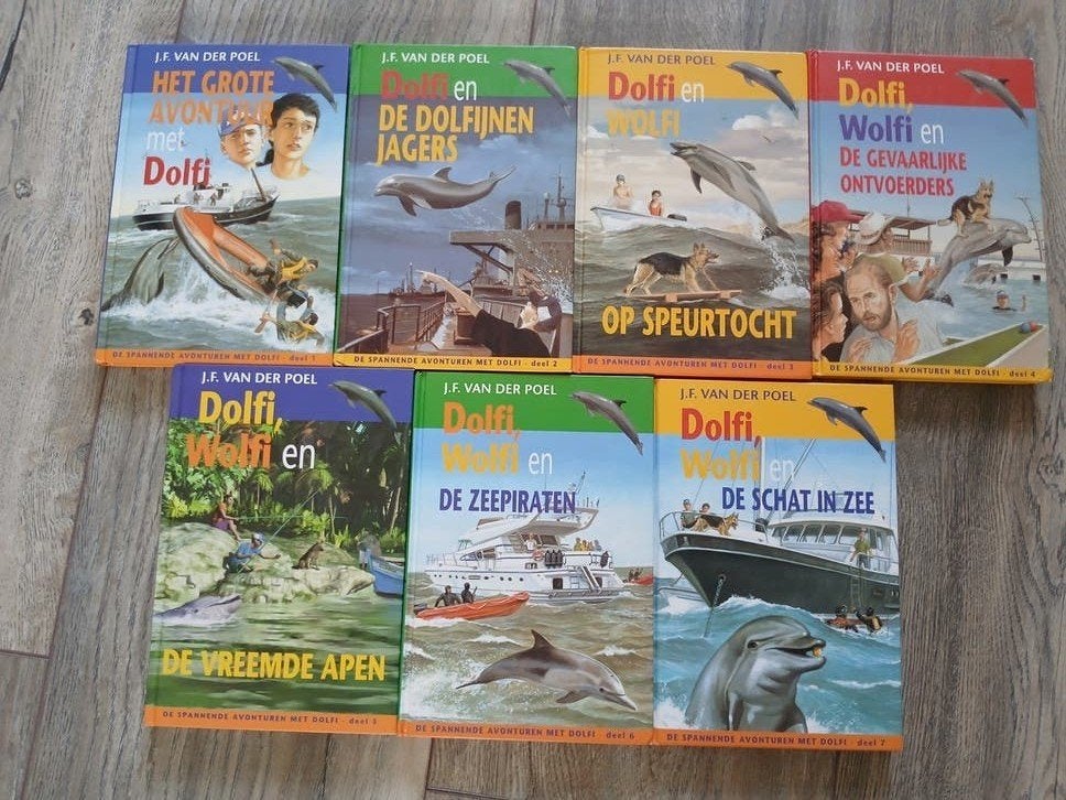 Dolfi en Wolfi deel 1-7 J.F.van der Poel tip voor vakantie, Boeken, Ophalen of Verzenden, Gelezen, J.F. van der Poel