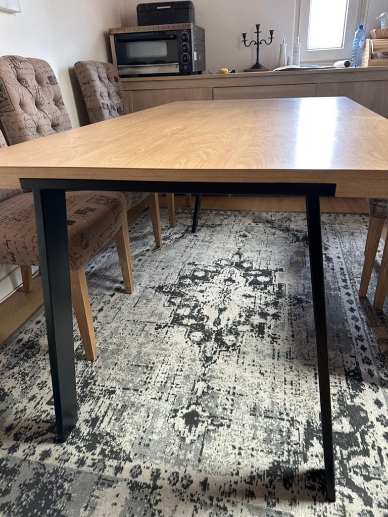 Eettafel, Huis en Inrichting, Tafels | Eettafels, Ophalen of Verzenden, Zo goed als nieuw