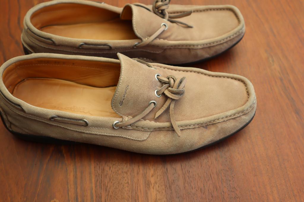 Heren Santoni loafers suede beige maat 9 izgs, Loafers, Overige kleuren, Ophalen of Verzenden, Zo goed als nieuw