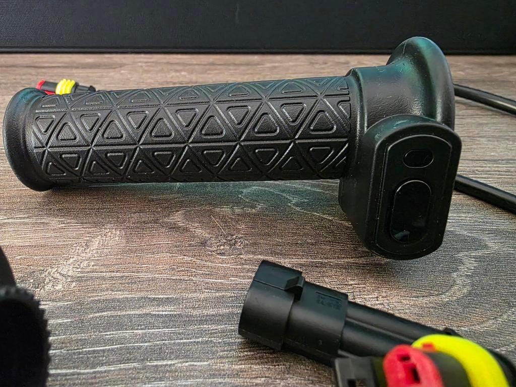NIEUW! Verwarmde handvaten, Ophalen of Verzenden, Nieuw, Batterij