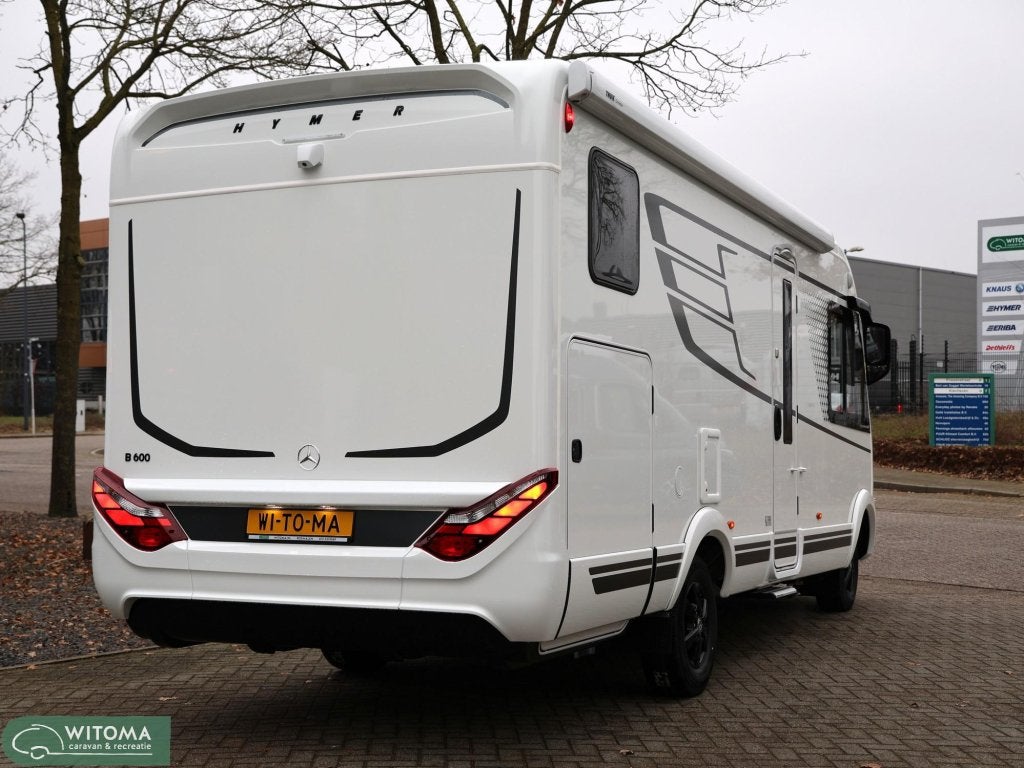 HYMER BMC I 600 Integraal camper, Caravans en Kamperen, Campers, Koelkast, Achteruitrijcamera, Bedrijf, Diesel