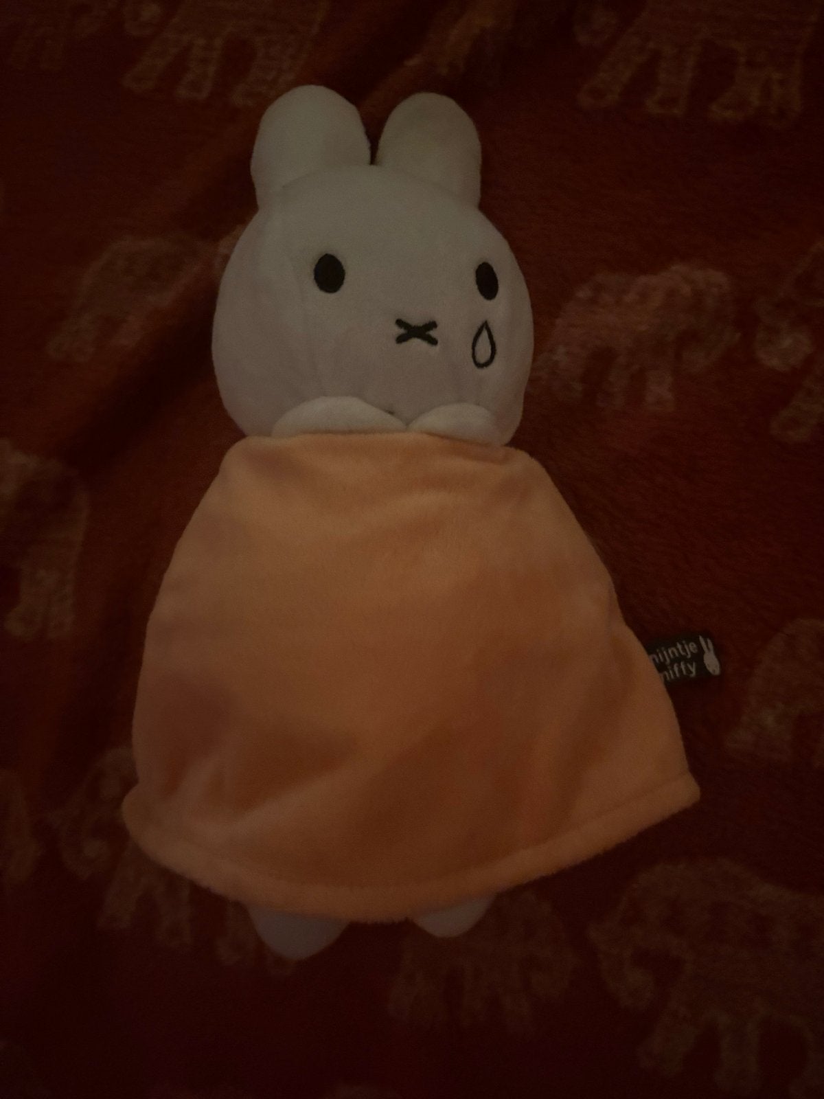 Nijntje knuffel met omklapbare jurk - Zo goed als nieuw, Overige merken, Konijn, Nijntje, Ophalen of Verzenden
