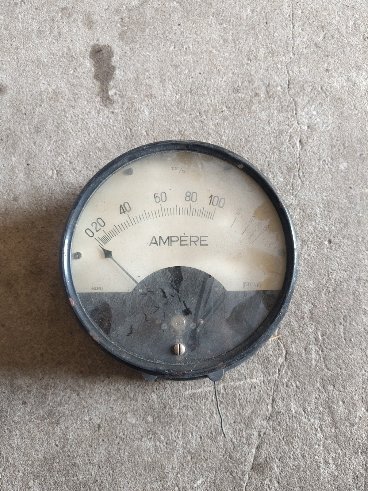 Vintage Ampèremeter, Ophalen