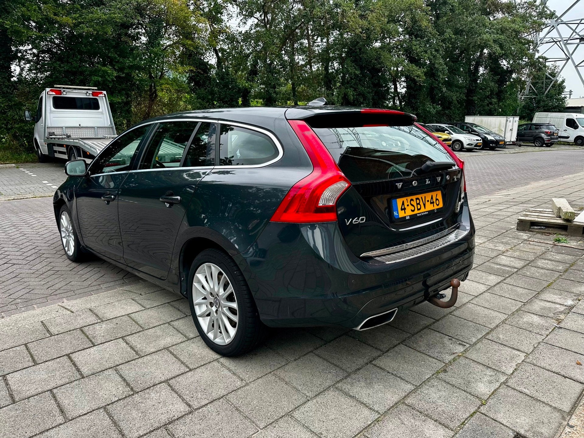 Volvo V60 2.4 D6 AWD Plug-In Hybrid Summum, Auto's, Automaat, Vierwielaandrijving, Automatische klimaatregeling, 11 kWh