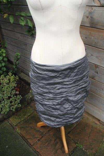 Rok grijs Sarah Pacini mt 3 (L) Vaste prijs, Kleding | Dames, Rokken, Zo goed als nieuw, Maat 42/44 (L), Grijs, Knielengte, Ophalen of Verzenden