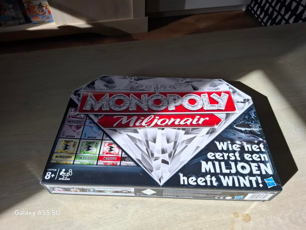 Monopoly millionaire, Gebruikt, Ophalen of Verzenden, Hasbro, Nvt