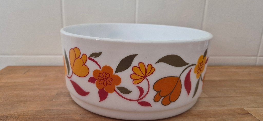vintage Arcopal kom uit de jaren '70 met een bloemenmotief, Ophalen of Verzenden, Overige typen