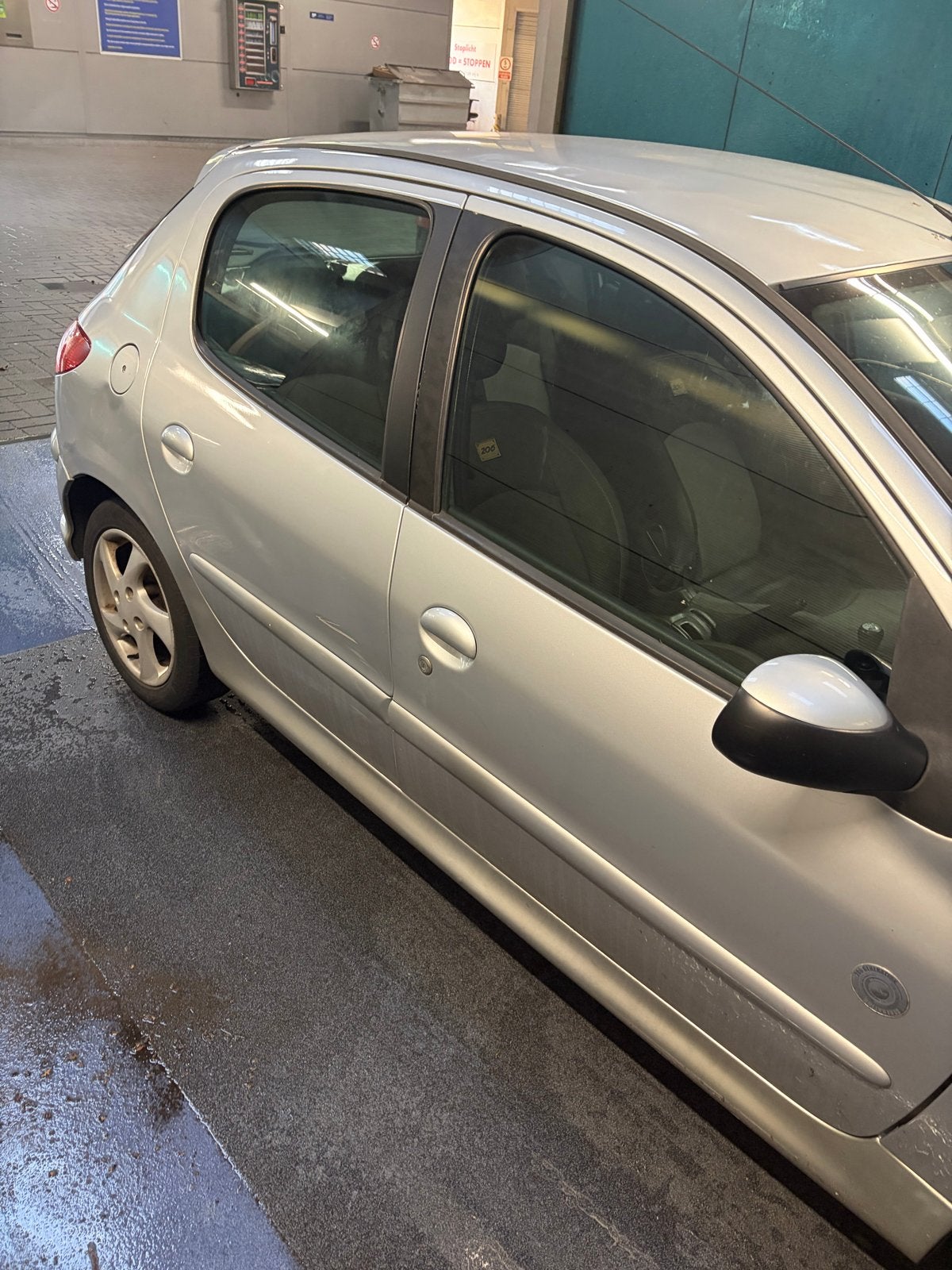 Peugeot 206 1.4 5D 2008 Grijs 144.00km, Voorwielaandrijving, 31 €/maand, 4 cilinders, Origineel Nederlands