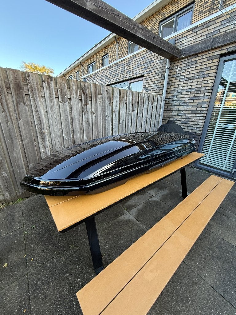 Thule Dynamic 900 Black Glossy Volvo dakkoffer, Ophalen, Zo goed als nieuw