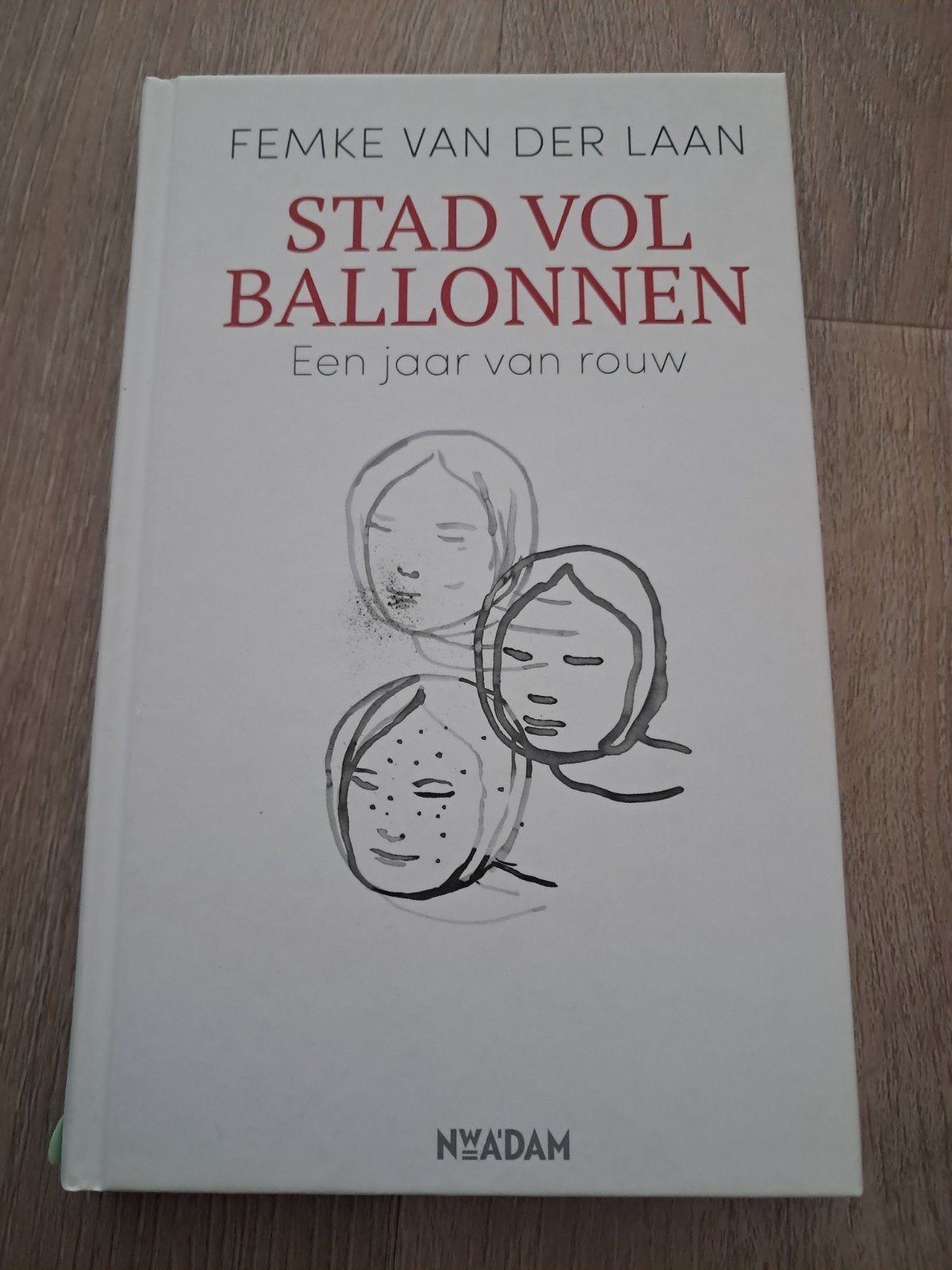 C4 Femke van der Laan - Stad vol ballonnen, Ophalen of Verzenden, Zo goed als nieuw, Nederland, Femke van der Laan