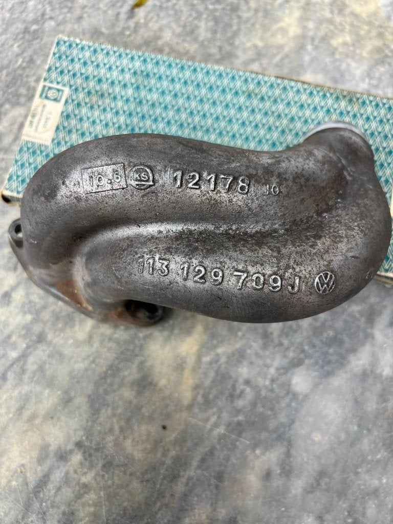 VW Beetle 1300 DP inlaatspruitstuk links 113129709J, Ophalen of Verzenden, Gebruikt