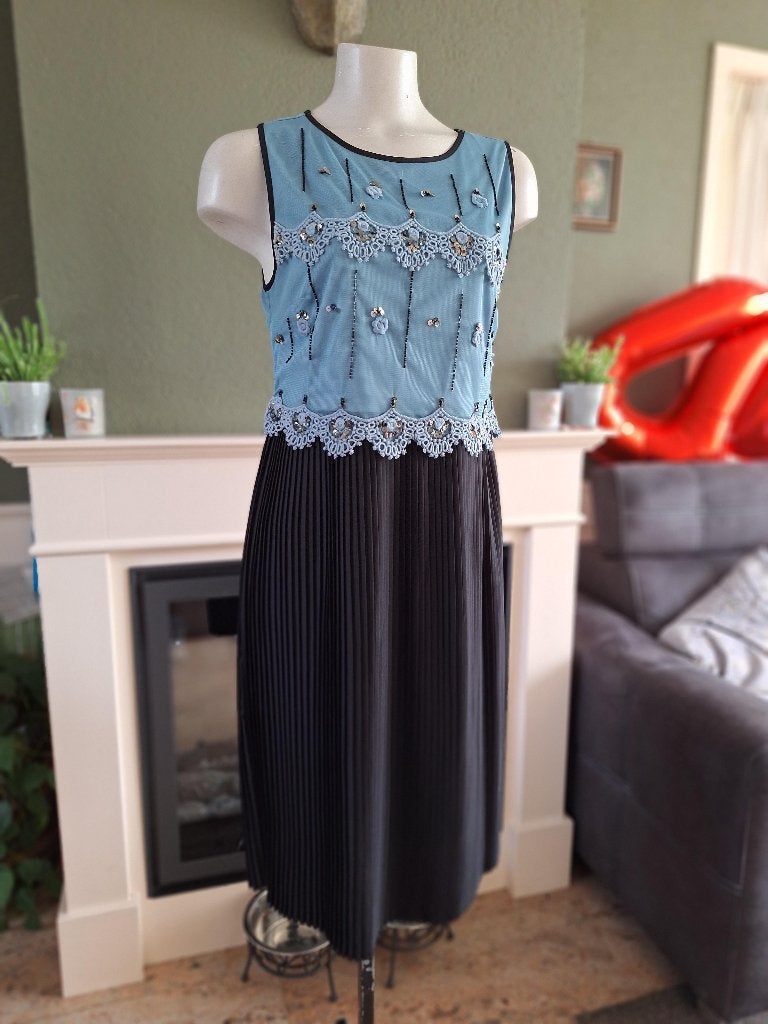 Scee by twin-set sprook achtig plissé jurk 38 M, Kleding | Dames, Maat 38/40 (M), Twinset, Zo goed als nieuw, Knielengte