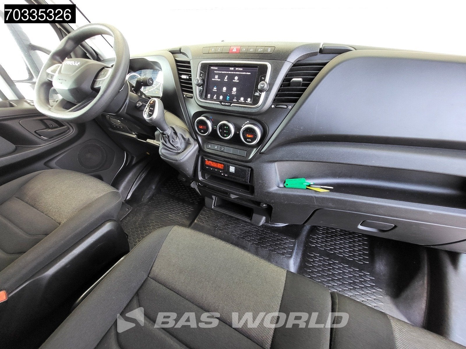 Iveco Daily 72C21 3.0L Automaat 1000KG Laadklep Dubbellucht, Automaat, Stof, Gebruikt, Euro 6