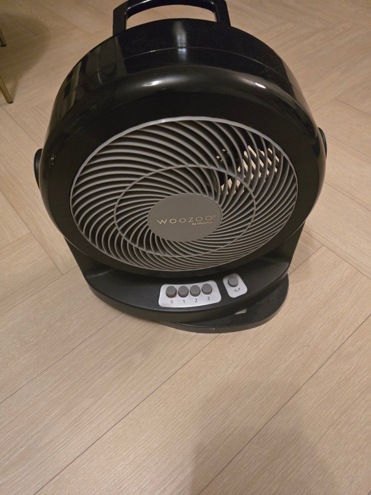 Woozoo by Ohyama ventilator - compact en krachtig, Witgoed en Apparatuur, Ventilatoren, Ophalen, Gebruikt, Vloerventilator