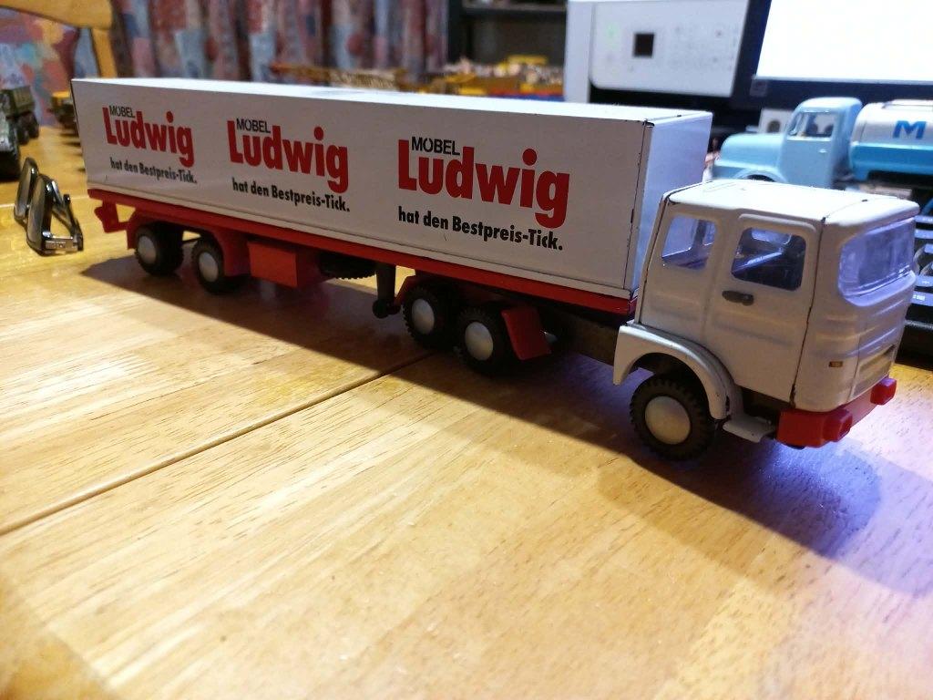 Ik ben op zoek naar een oud Raba vrachtwagen speelgoedje., Verzenden, Gebruikt, Bus of Vrachtwagen, Overige merken