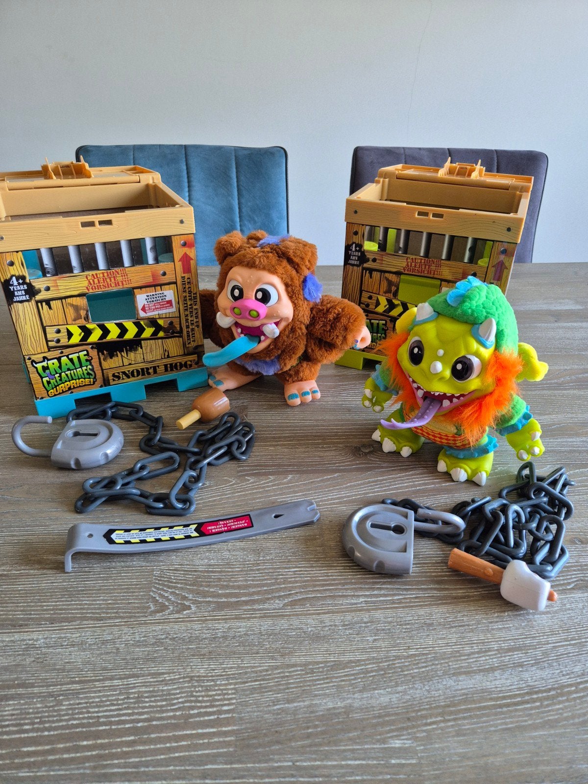 2 crate creatures surprise snort hog en sizzle, Ophalen of Verzenden, Gebruikt
