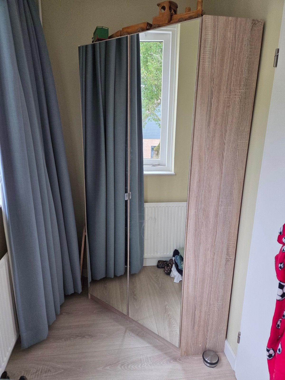 Hoekkast met spiegeldeur - Zelf demonteren en ophalen, Ophalen, Met deur(en), 100 tot 150 cm, 200 cm of meer