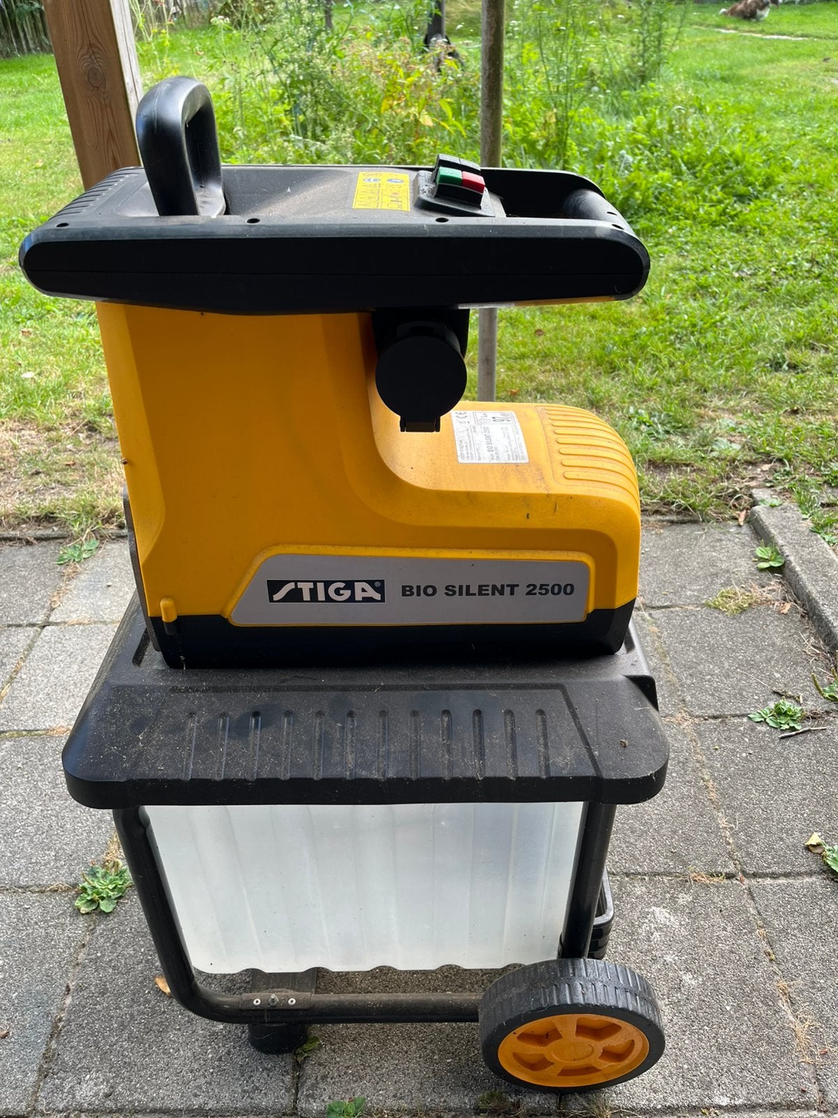 Versnipperraar, Tuin en Terras, Hakselaars, Ophalen, Gebruikt, Elektrisch, Met opvangbak