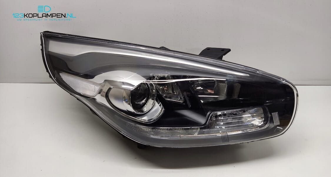 Kia Carens 4 Bi Xenon koplamp rechts, -, -, Ophalen of Verzenden, -
