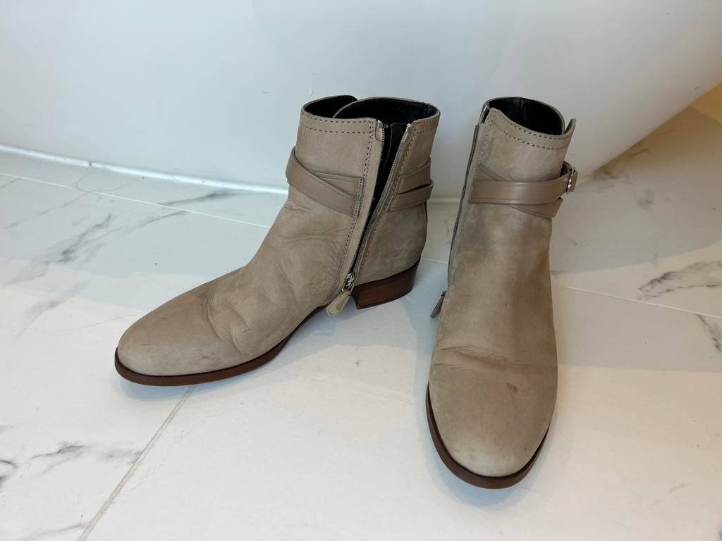 LK Bennett leather boots, Overige kleuren, Lage of Enkellaarzen, Ophalen of Verzenden, Zo goed als nieuw