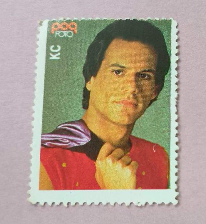 Popfoto zegel KC (van KC and the Sunshine Band), Ophalen of Verzenden, Zo goed als nieuw, Foto of Kaart