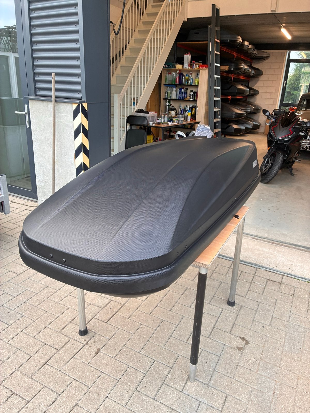 Thule Touring L (420 liter) Dakkoffer - Zwart, jong gebruikt, Auto diversen, Ophalen, Zo goed als nieuw